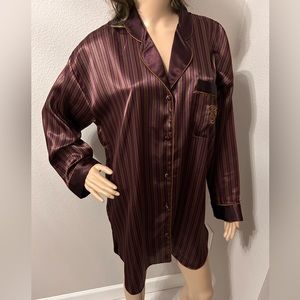 Victoria’s Secret Long Sleeved Night Shirt Size M